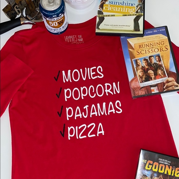 JAMMIES FOR YOUR FAMILIES Quarantine Costume - Picture 3 of 8